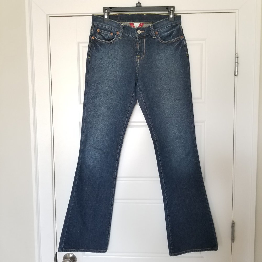 Lucky Jeans